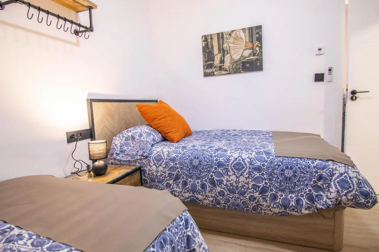 Tuguest Avenida Madrid Apartment Granada